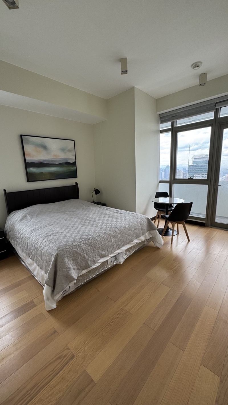 Westin Manila Sonata Place-тегі сәулетті 3 жұлдызды пәтер
