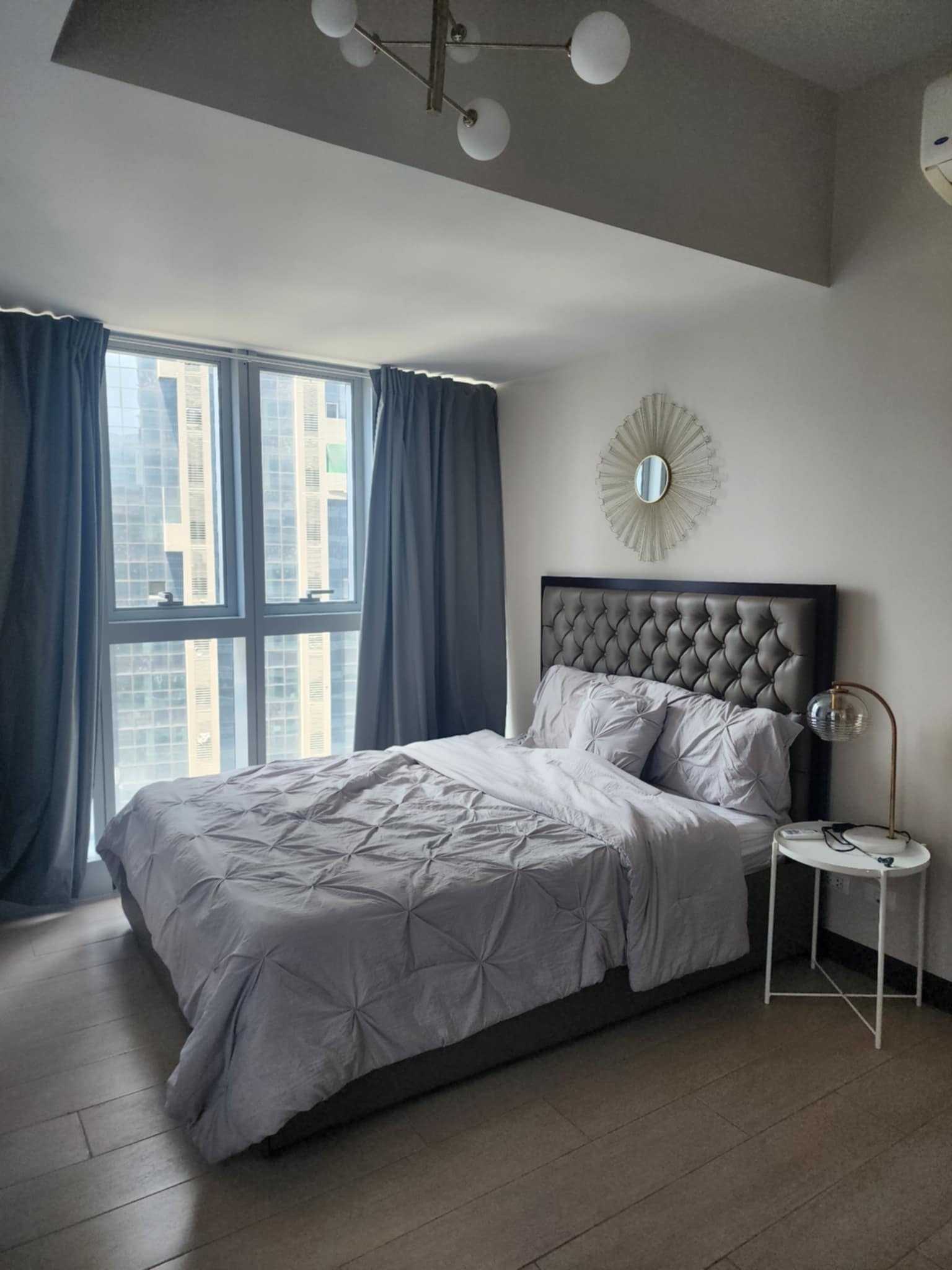 Uptown Parksuites Tower 1, BGC-дағы бұрыштық 2 бөлмелі пәтер - Кең және престижді орналасу