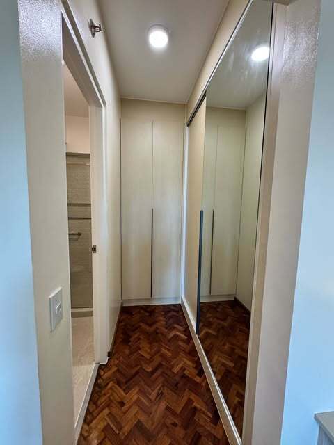 Жөнделген 2 бөлмелі пәтер Two Serendra-да ыңғайлылықтар мен тұрақ орыны бар