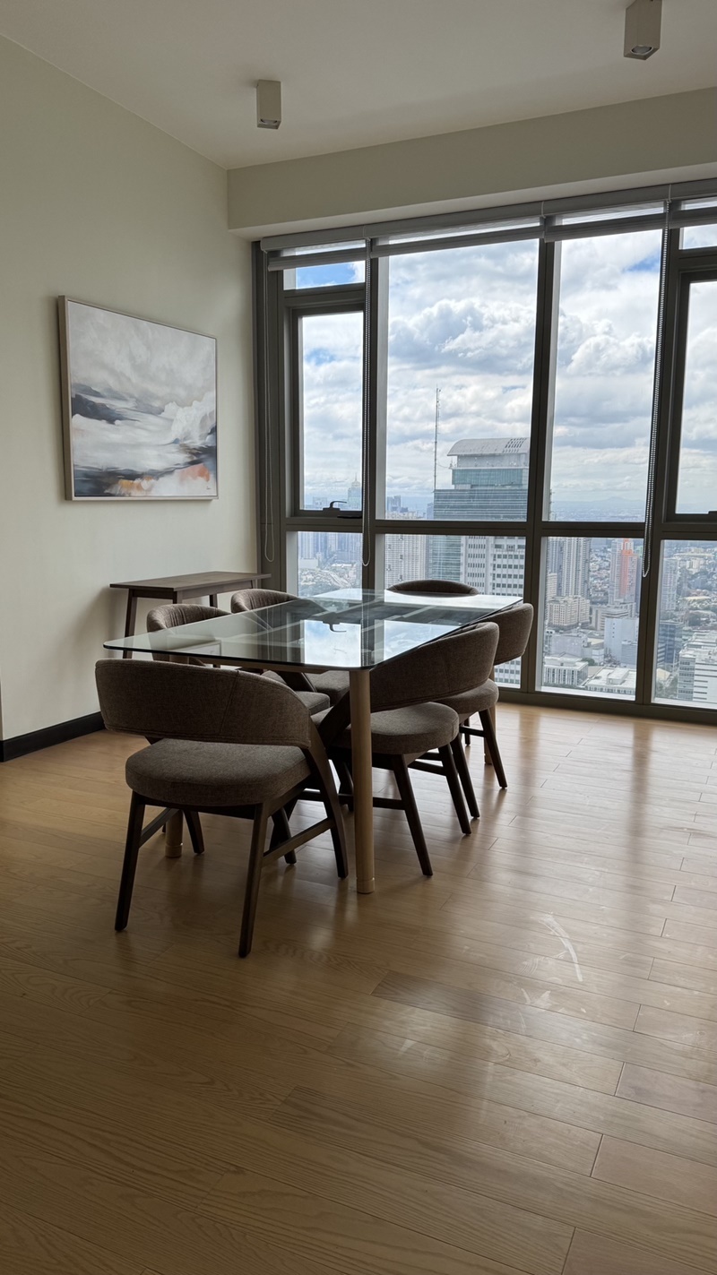 Luxurious 3-Bedroom Apartment at Westin Manila Sonata Place