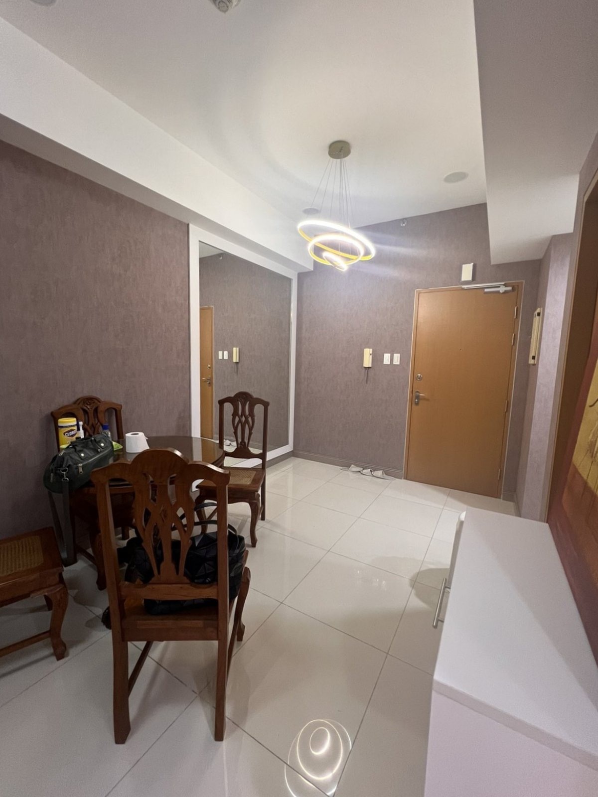 Madison Park West 1 Bedroom Apartment