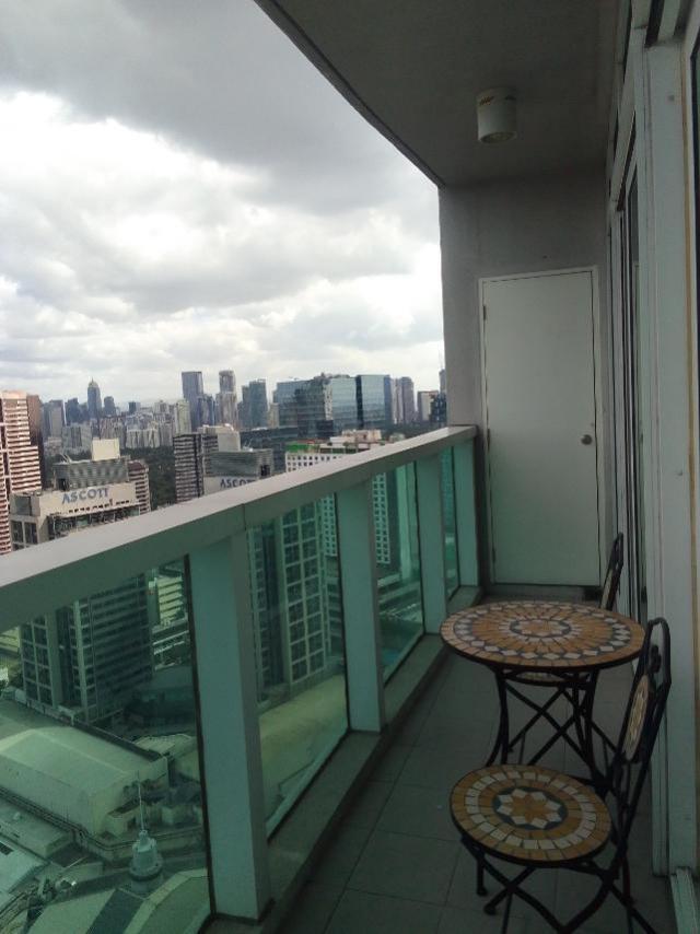 Park Terraces Point Tower-дағы 2 бөлмелі жиһаздалған пәтер, Манила