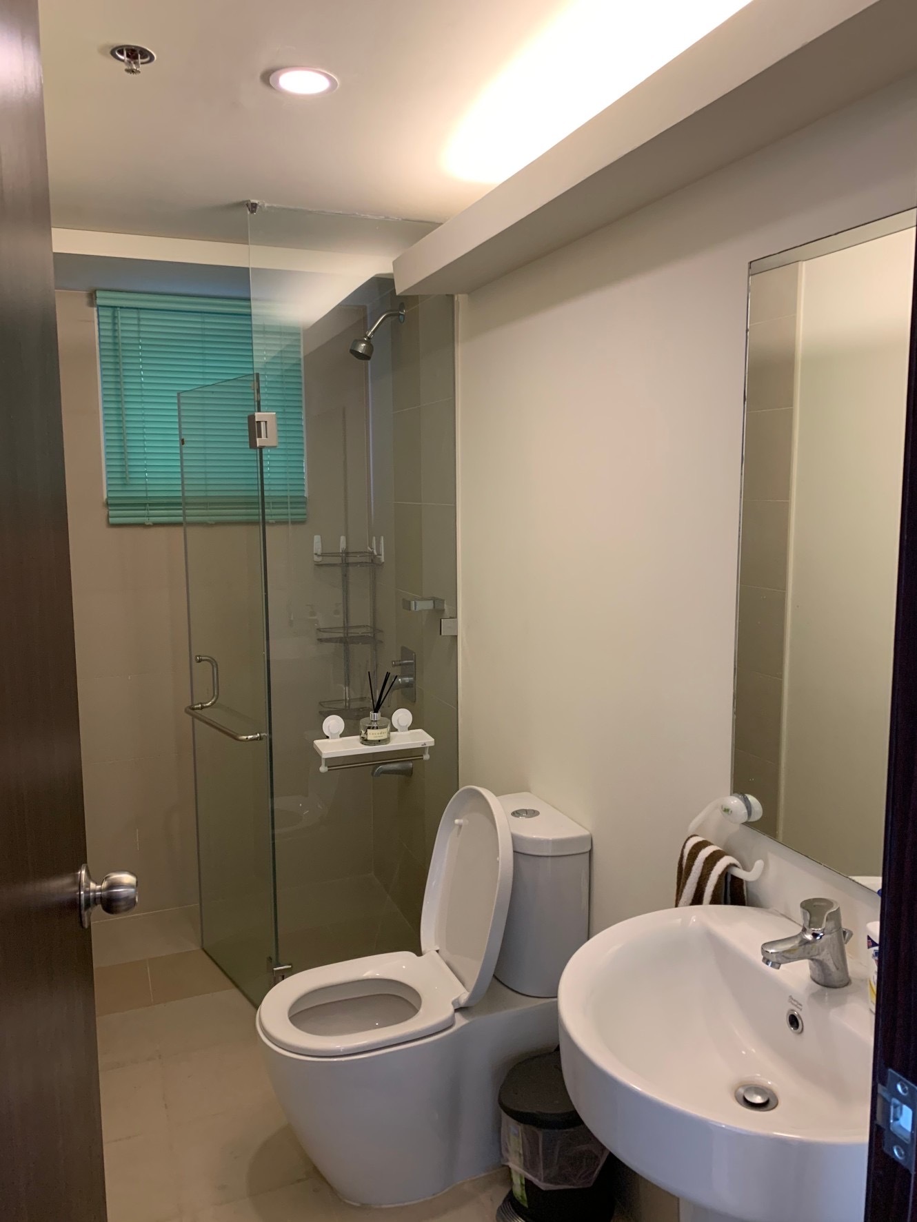 2 бөлмелі толық жабдықталған Escala Makati пәтері