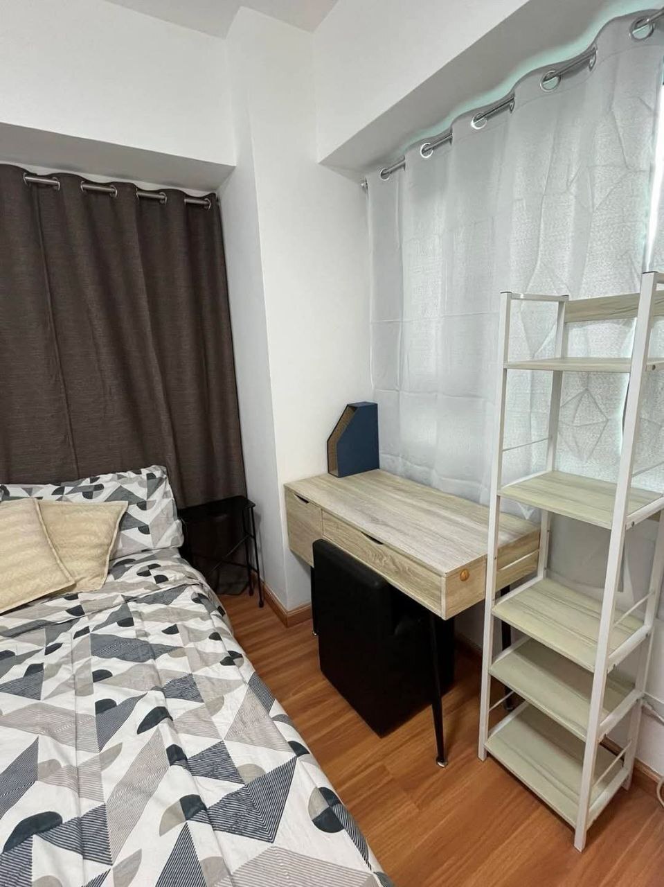 Fully Furnished 3-Bedroom Apartment in BGC with Premium Amenities