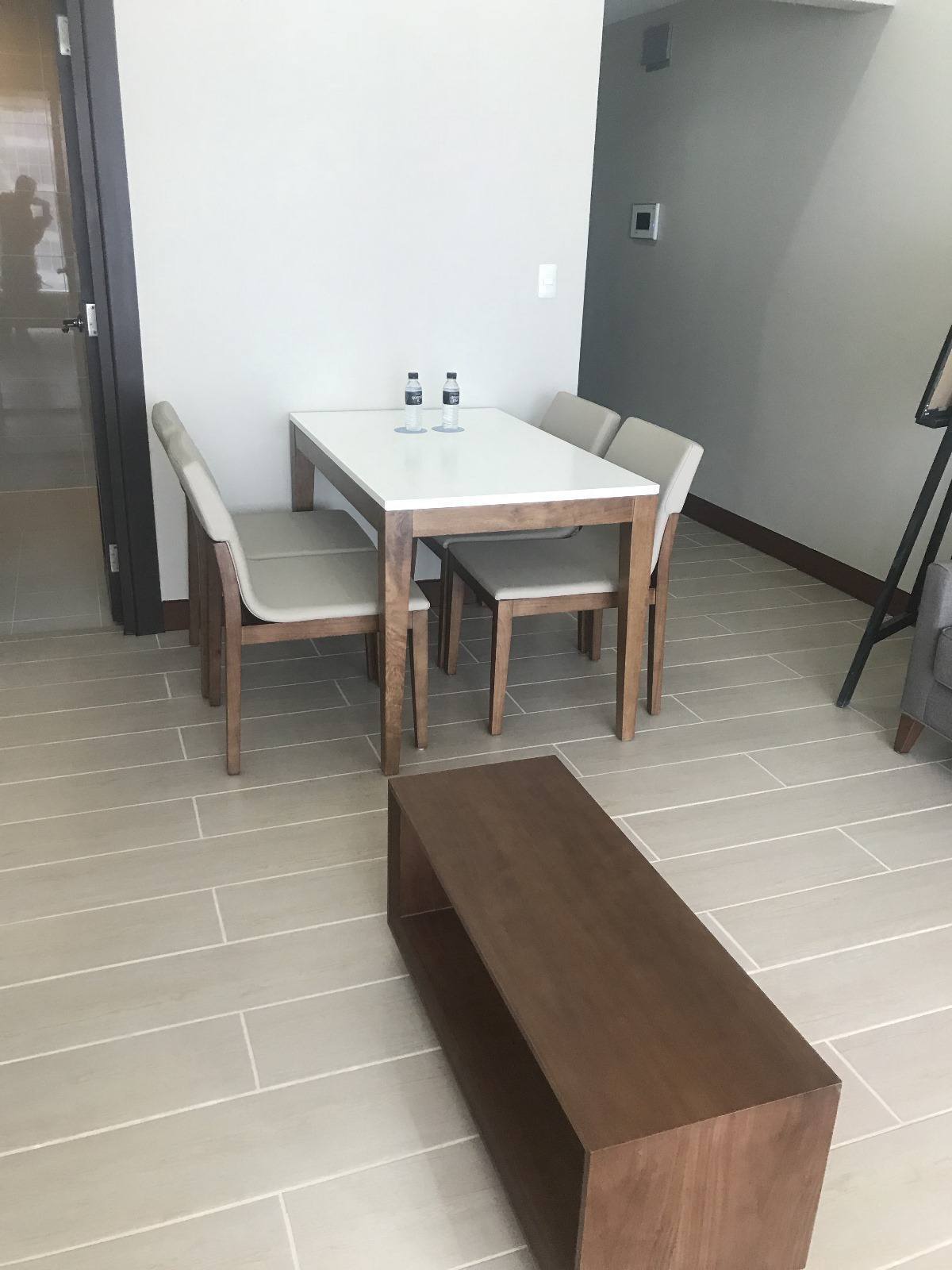 Fully Furnished Studio in Makati, 37th Floor