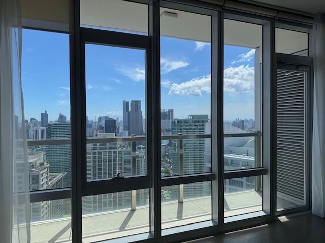 The Proscenium Residences тұрғын үй кешеніндегі екі бөлмелі Rockwell пәтері