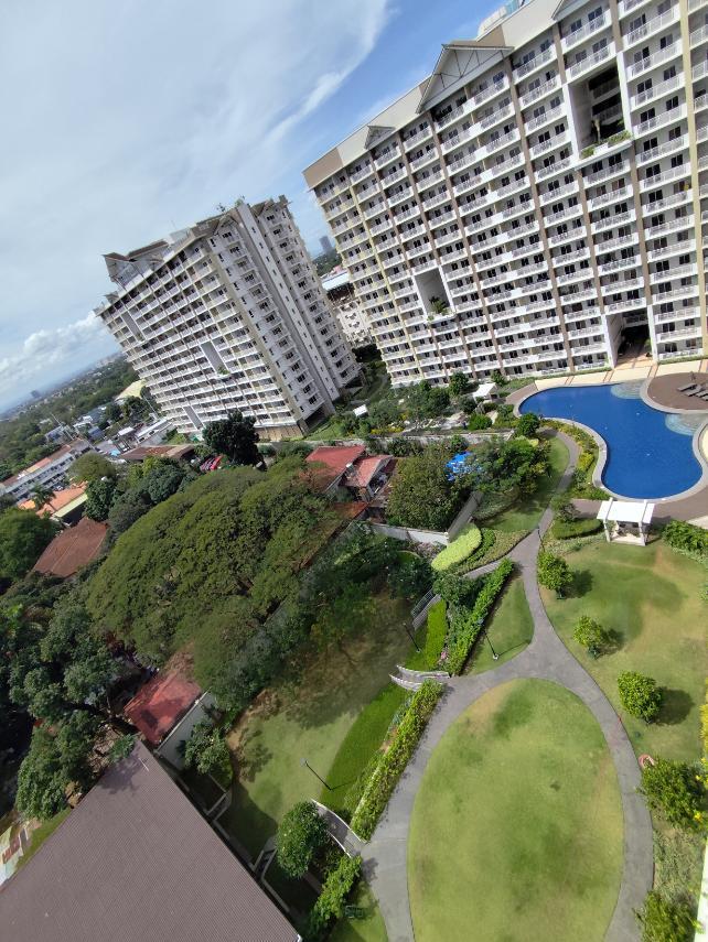 2 Bedroom DMCI Homes Apartment in Parañaque City
