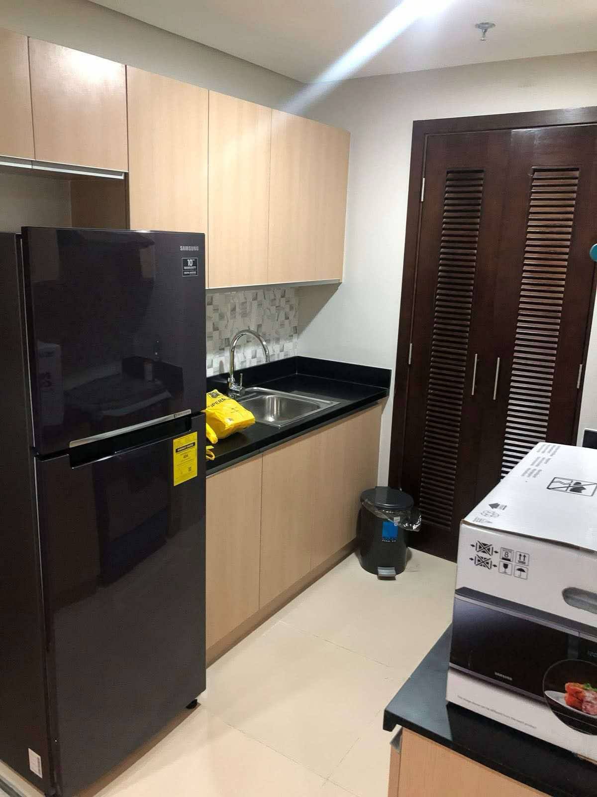 Полностью меблированная 1-комнатная квартира в башне 1 комплекса Verve Residences