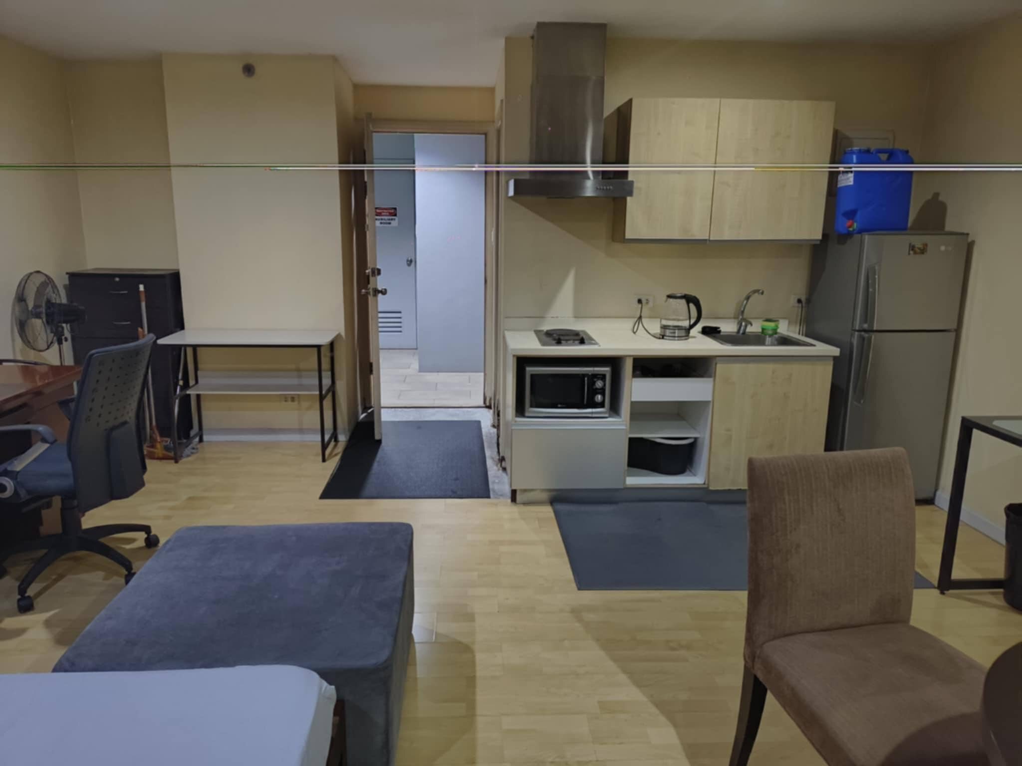Сальседо ауылындағы Grand Soho Makati-да балконды студия