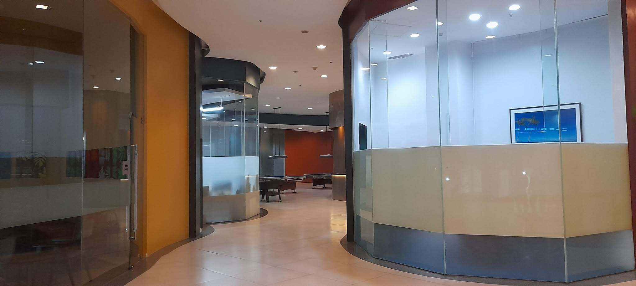Толық жабдықталған 2 бөлмелі пәтер Alpha Land Makati Place-те