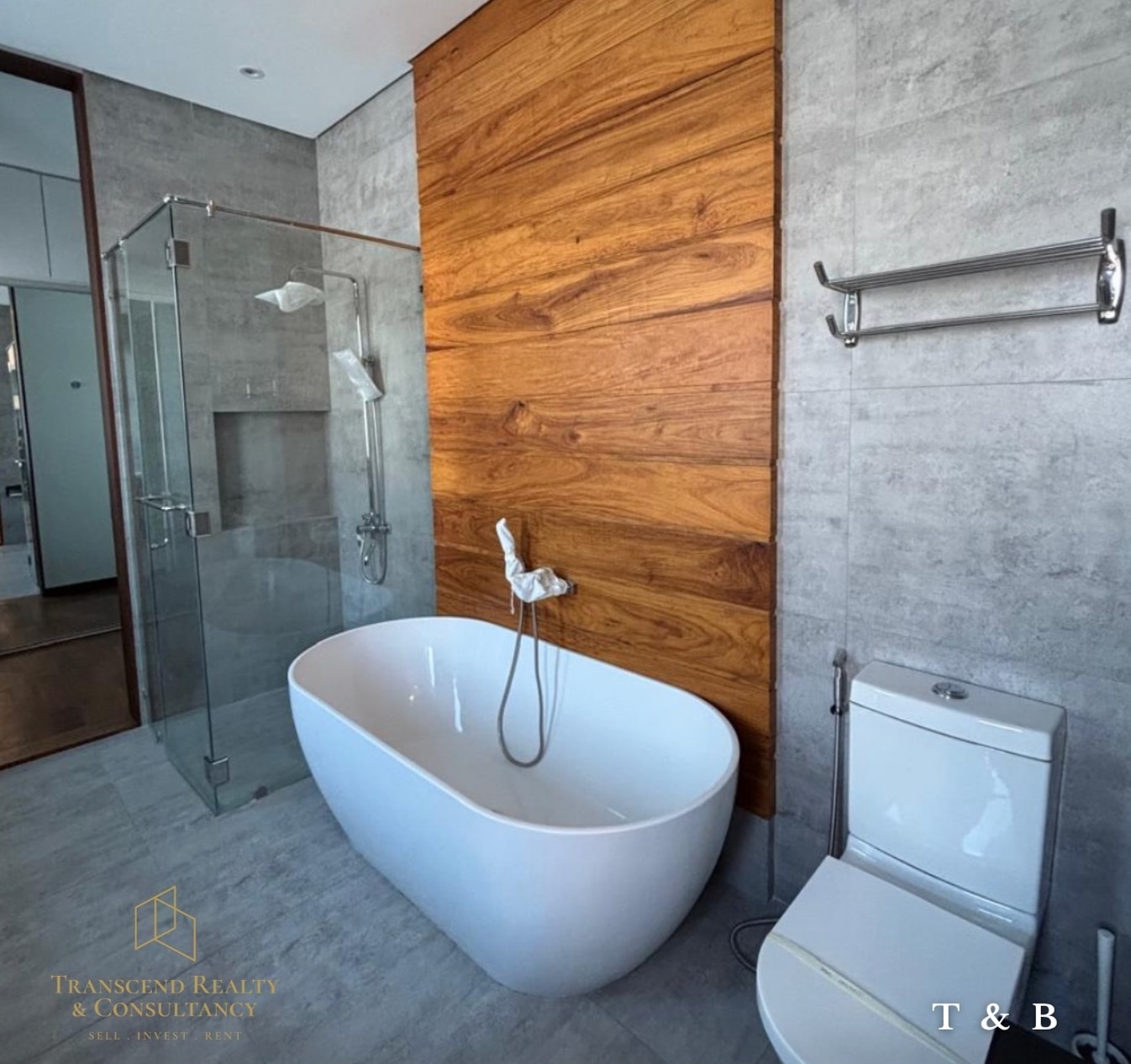 Spacious 4-Bedroom Two-Storey House in Ayala Alabang Village
