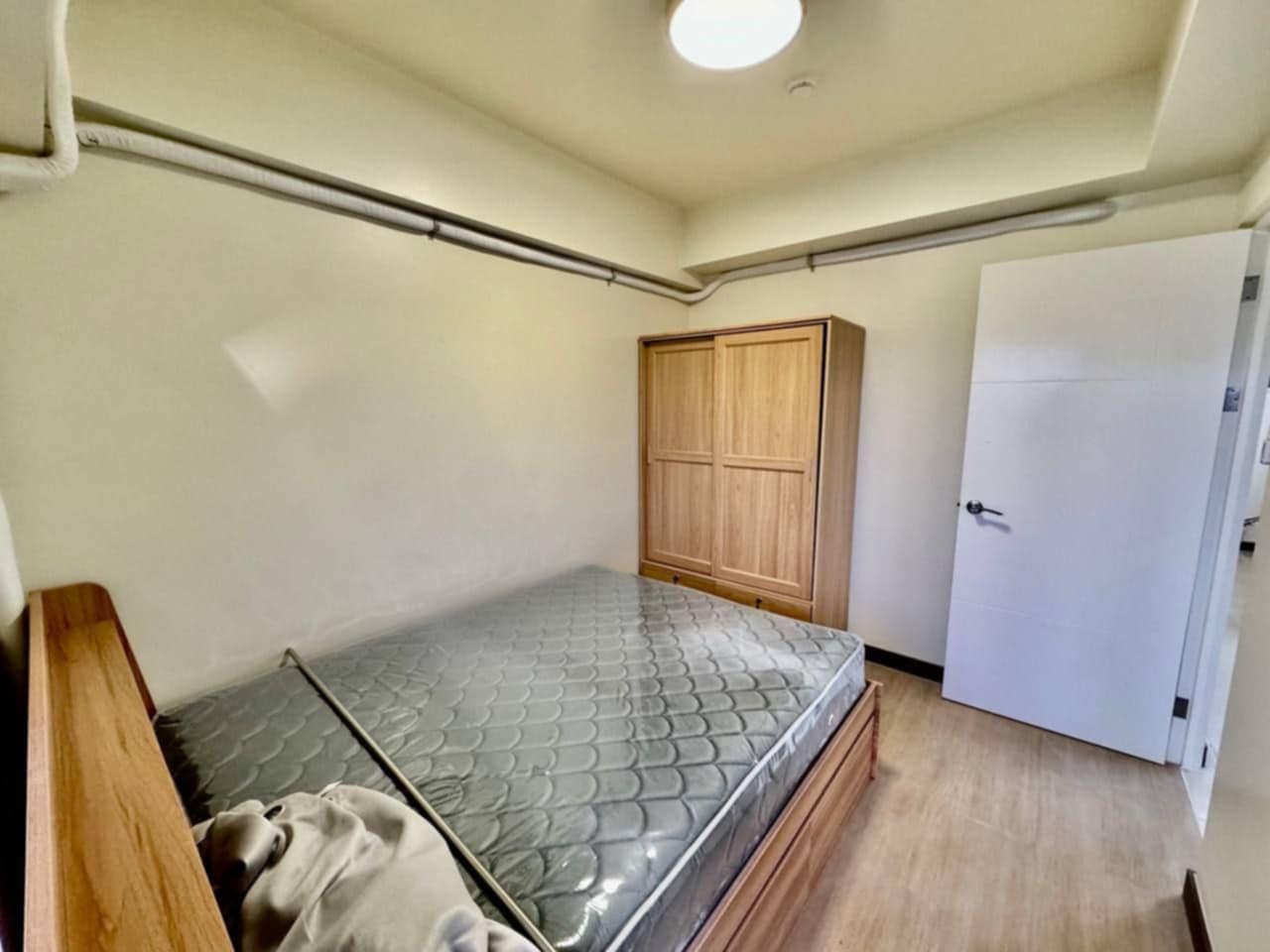 Brixton Place Weston Tower - 2-х кімнатна повністю мебльована квартира