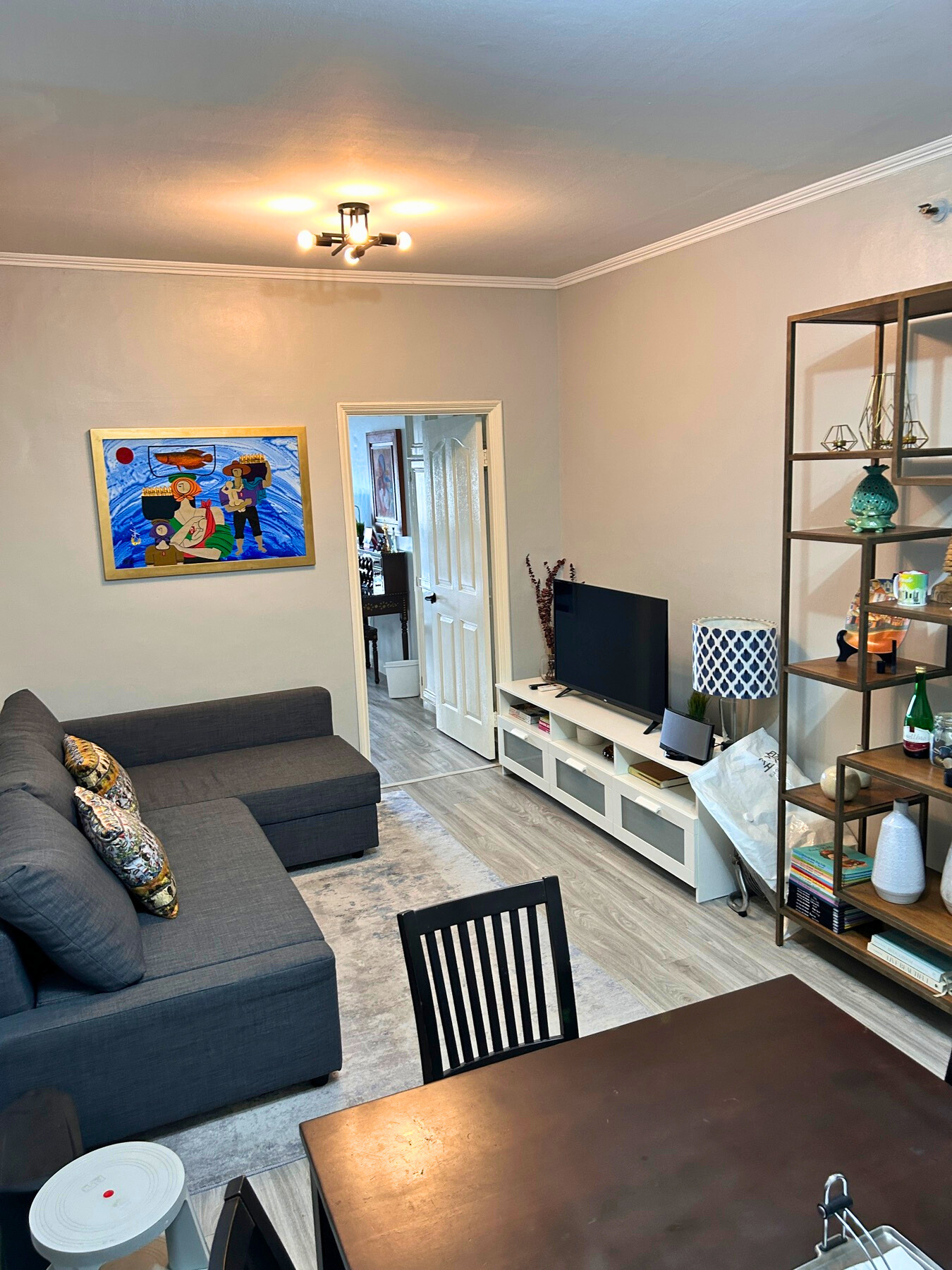 Жаңа ғана жөнделген толық жабдықталған пәтер Annapolis Wilshire Plaza-да