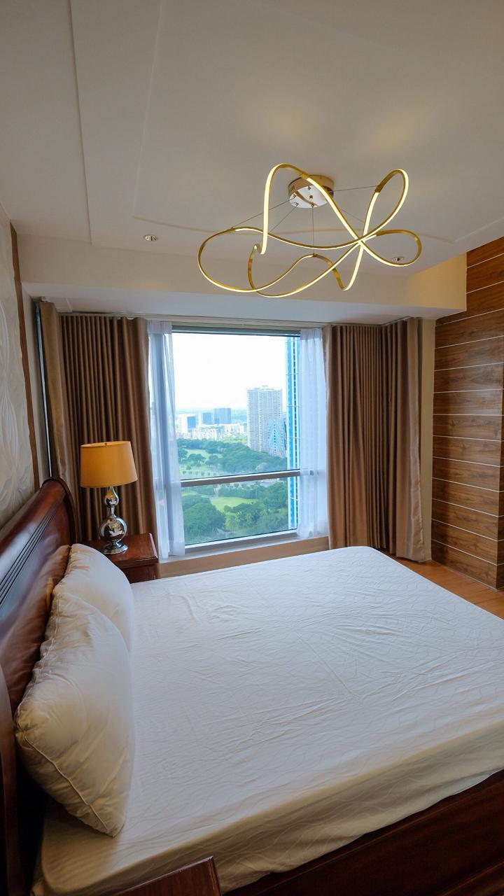 The Infinity, BGC-тегі 2 бөлмелі люкс пәтер, тұрақ орыны бар