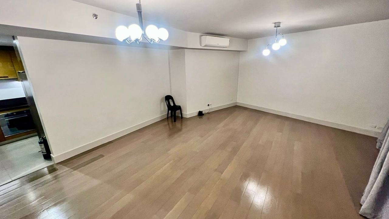 Proscenium, Rockwell-дегі 2 жатқа бөлмелі пентхаус