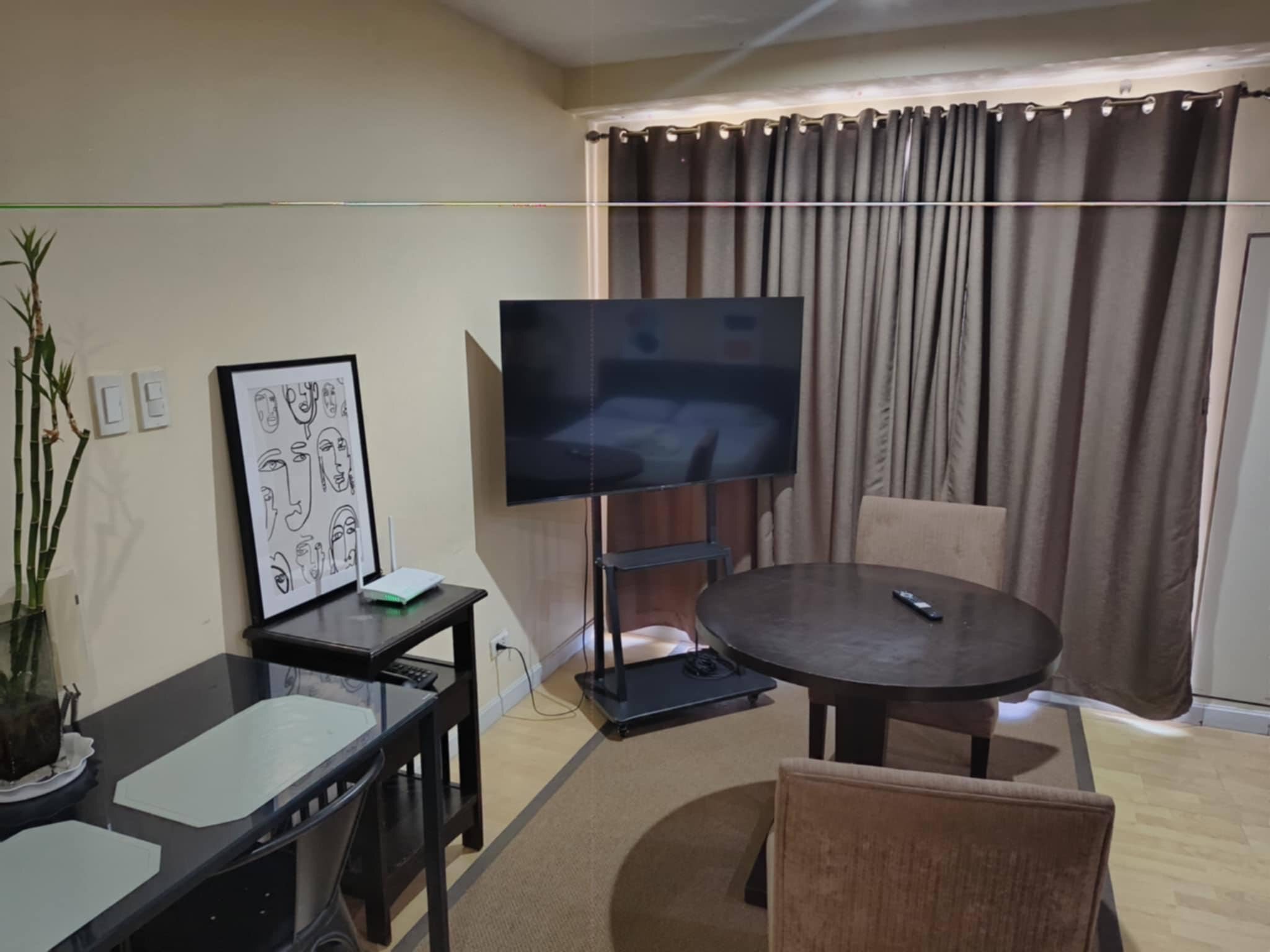 Сальседо ауылындағы Grand Soho Makati-да балконды студия