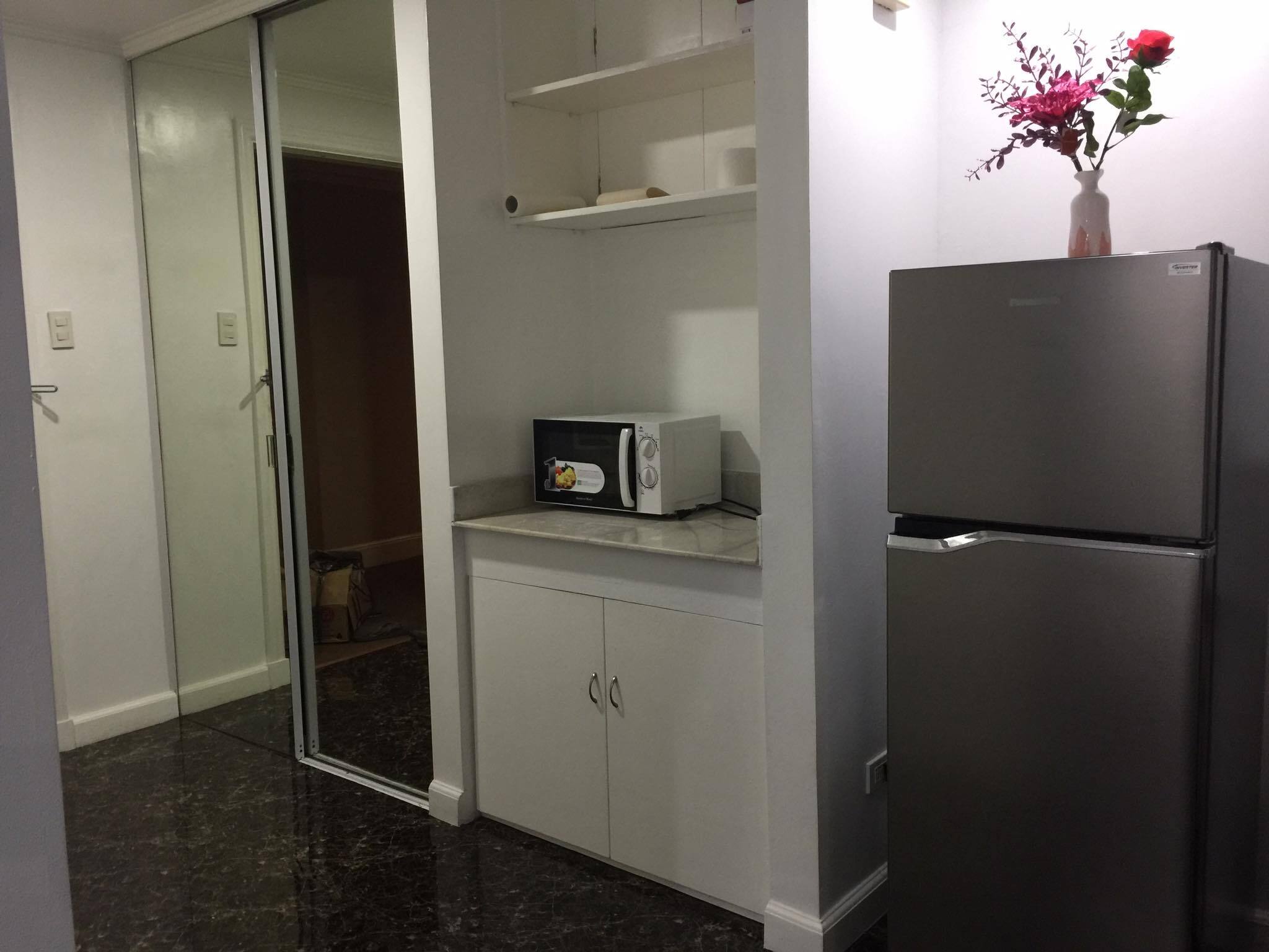 Oxford Suite Makati - Newly Renovated Hotel-Type Unit