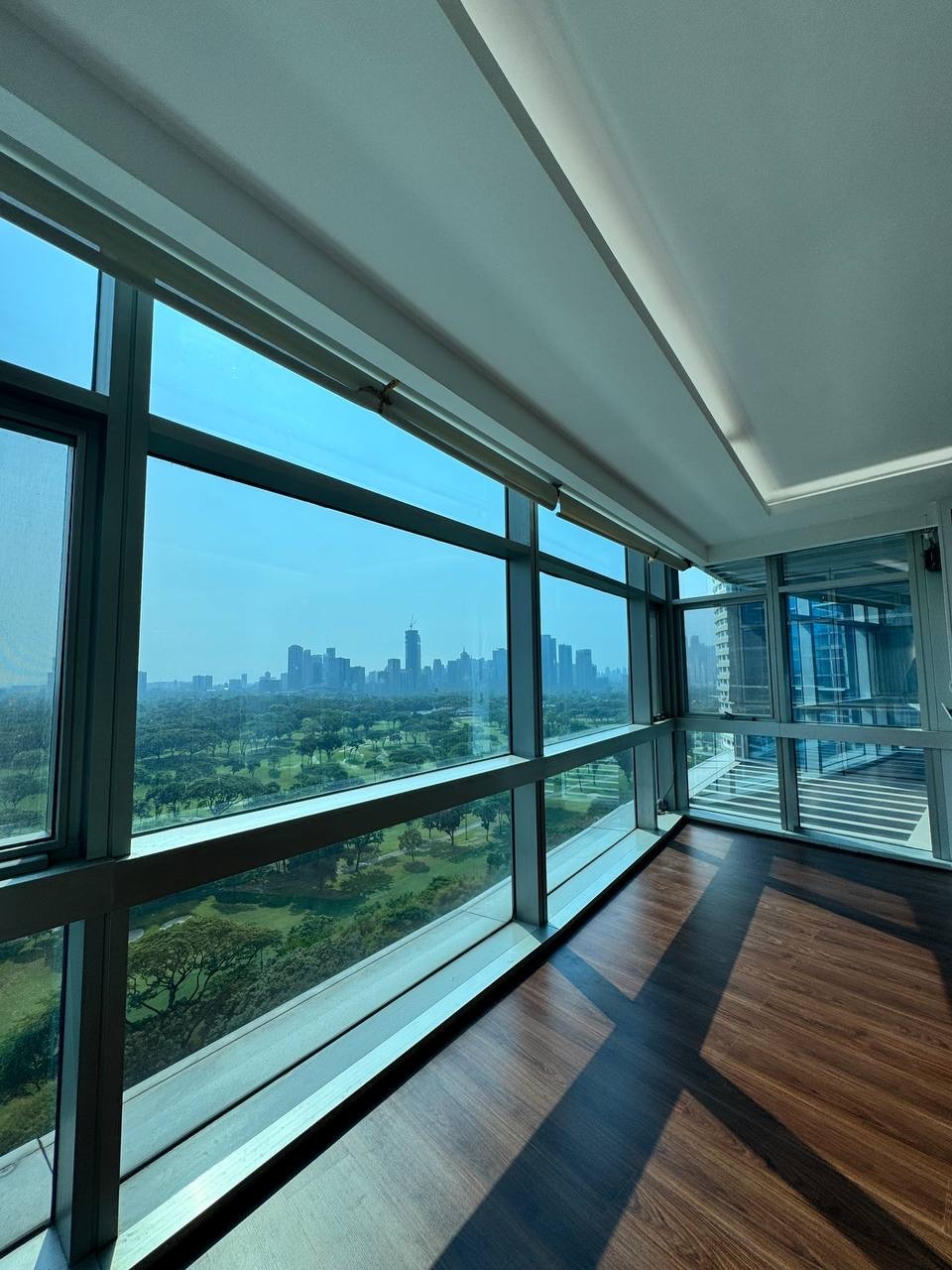 Pacific Plaza Towers Солтүстік Мұнарасы - Кең 3 бөлмедік люкс пәтер