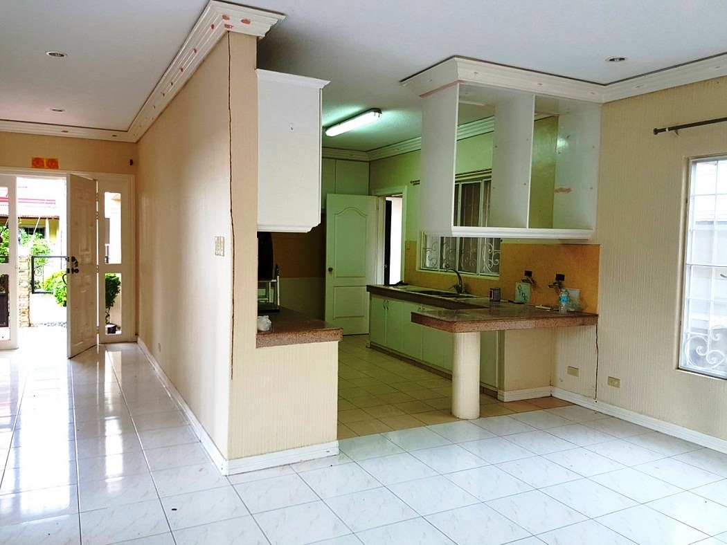 B.F. Homes, Паранаке қаласындағы ұқыпты 2 қабатты үй