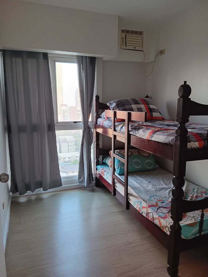 Newly Renovated Fully Furnished Apartment