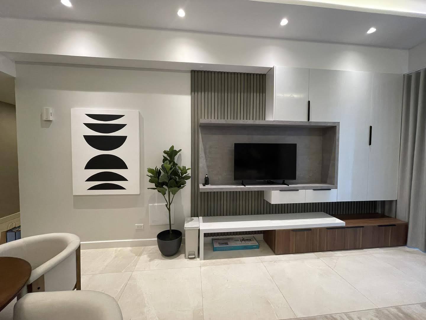 Grand Hyatt Residences-тегі 2 бөлмелі толық жабдықталған люкс пәтер