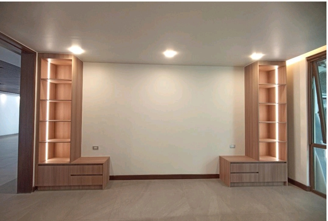 Urdaneta Village Makati Bungalow - Luxurious 4-Bedroom Property with Pool