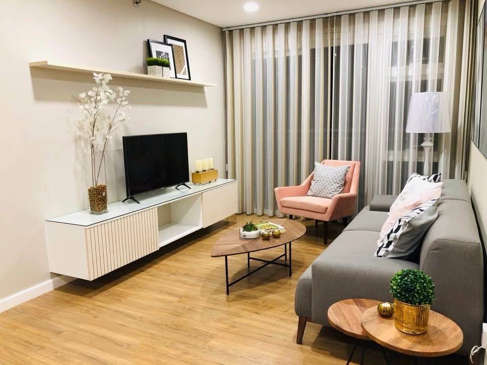 Two Serendra Sequoia-дағы 3 бөлмелі толық жабдықталған люкс пәтер