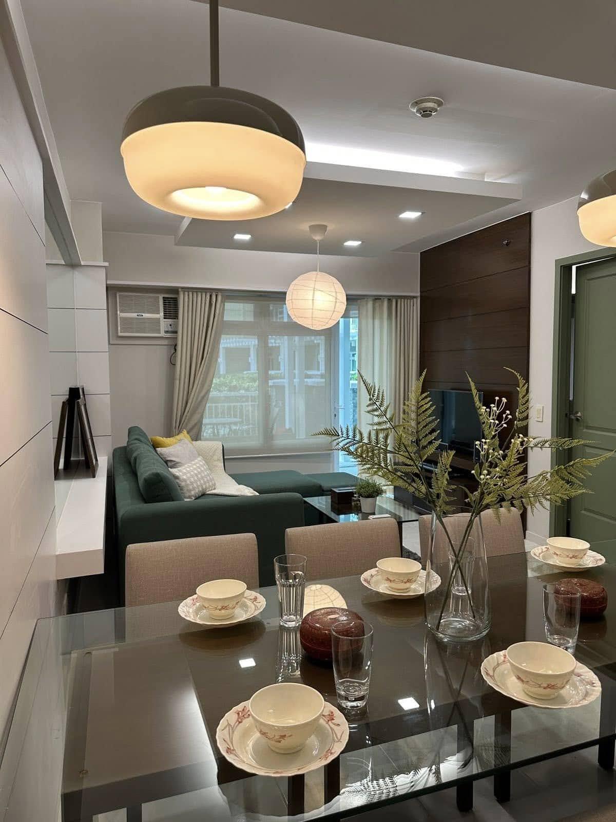 Two Serendra, Bonifacio Global City қаласындағы 1 бөлмелі люкс пәтер