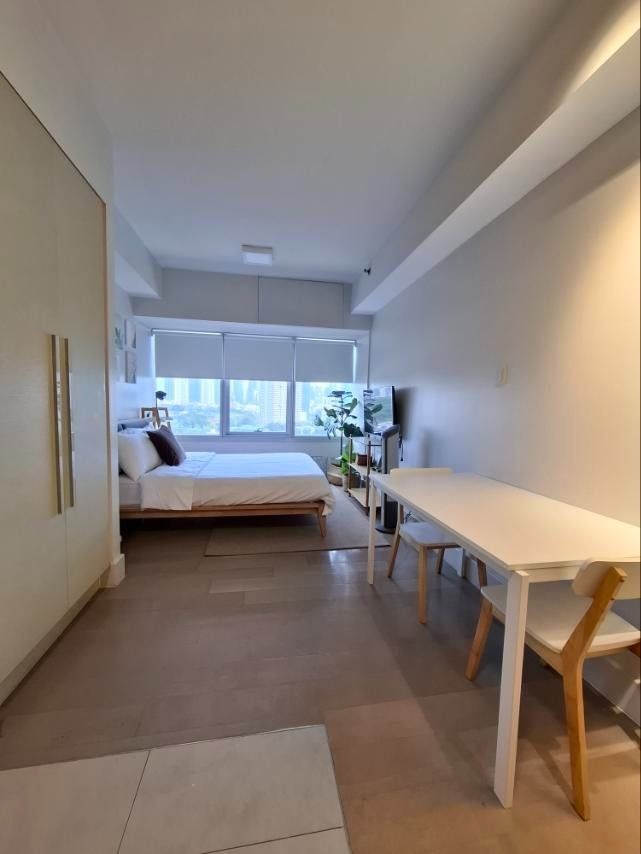 Proscenium Rockwell-дегі студиялық кондо, Макати қаласы