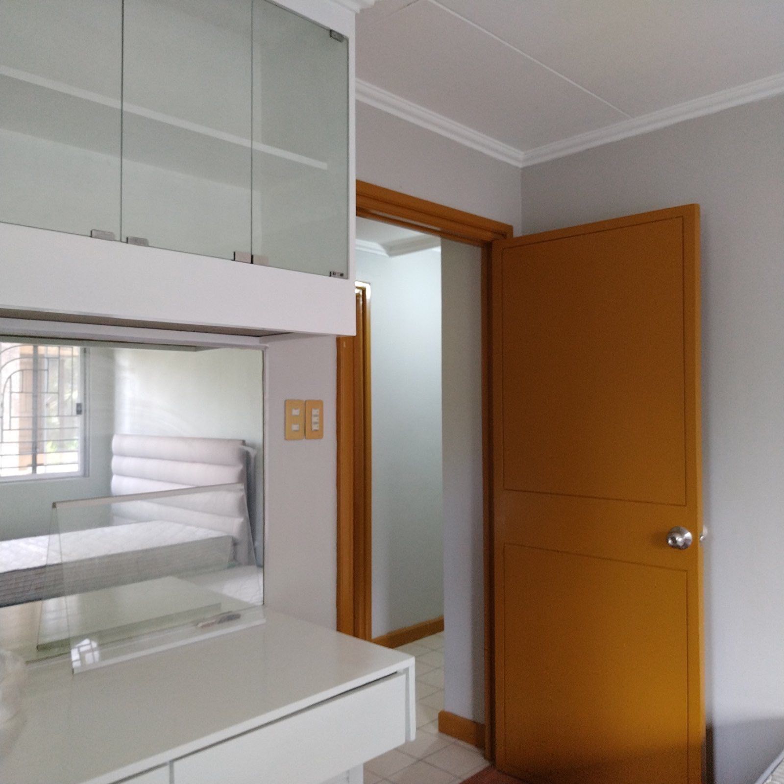 3BR Unfurnished Condo in Leighcourt Condominium, San Juan City