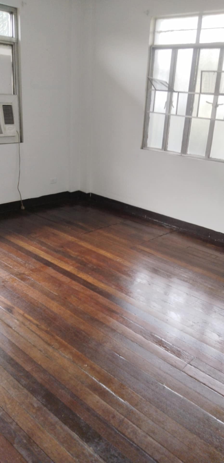 Spacious 2-Bedroom House in Paco, Manila near Robinsons Otis Mall