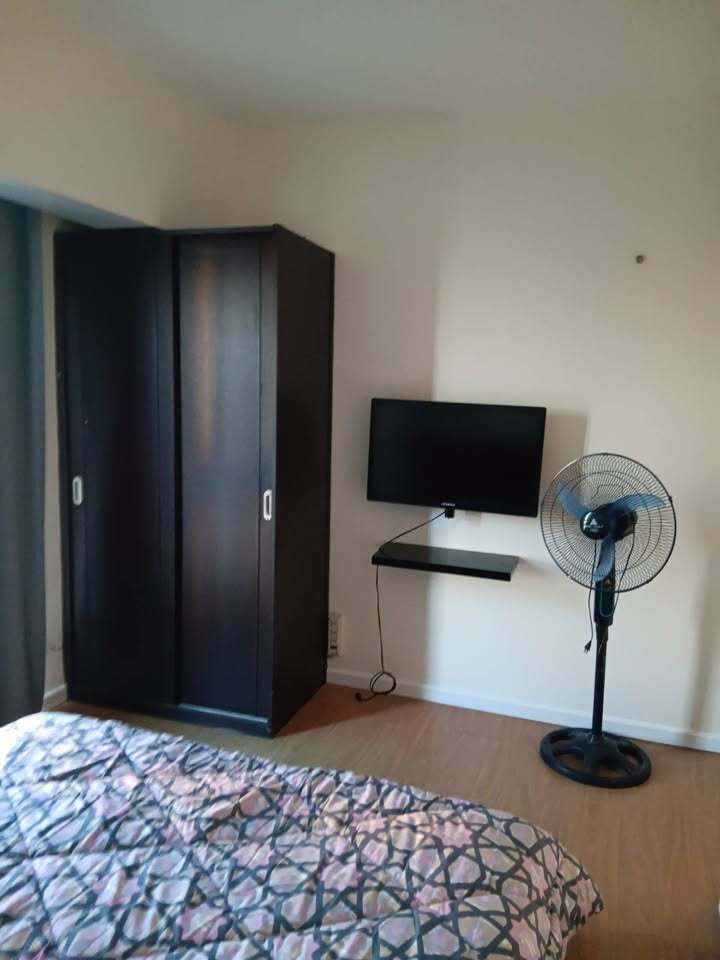 Newly Renovated Fully Furnished Apartment