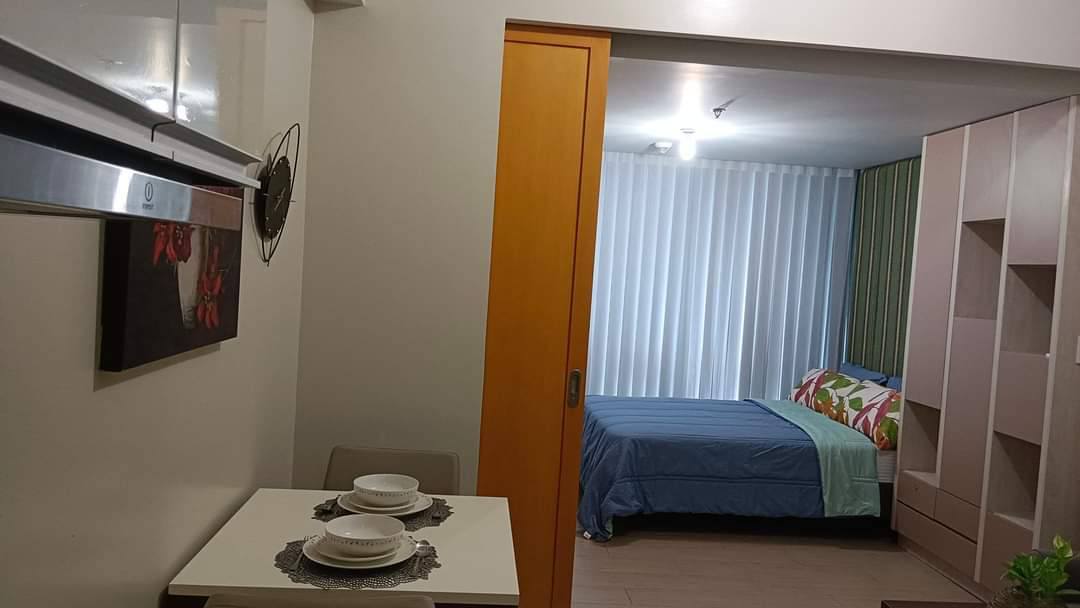 One Uptown - North Tower: Fully Furnished 1 Bedroom with Parking