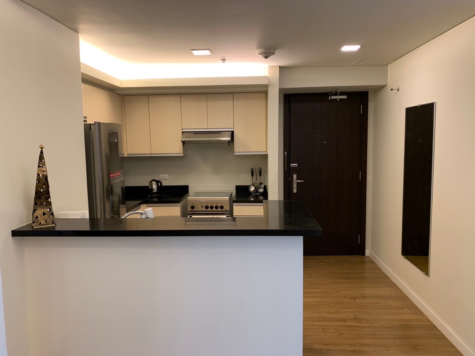 2BR Fully Furnished Escala Makati Apartment