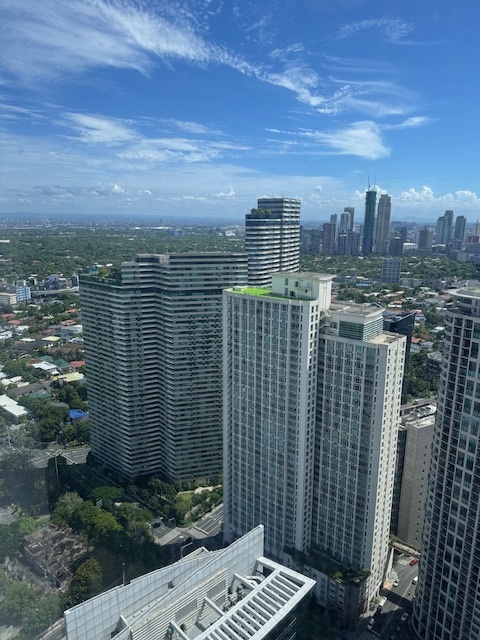 The Proscenium Residences тұрғын үй кешеніндегі екі бөлмелі Rockwell пәтері