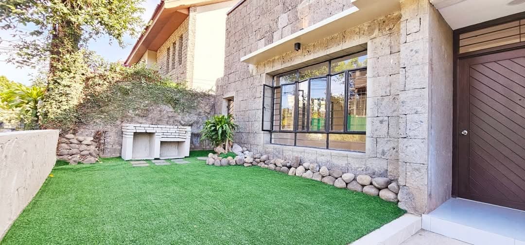 Жөнделген бунгало BF Homes Paranaque-те