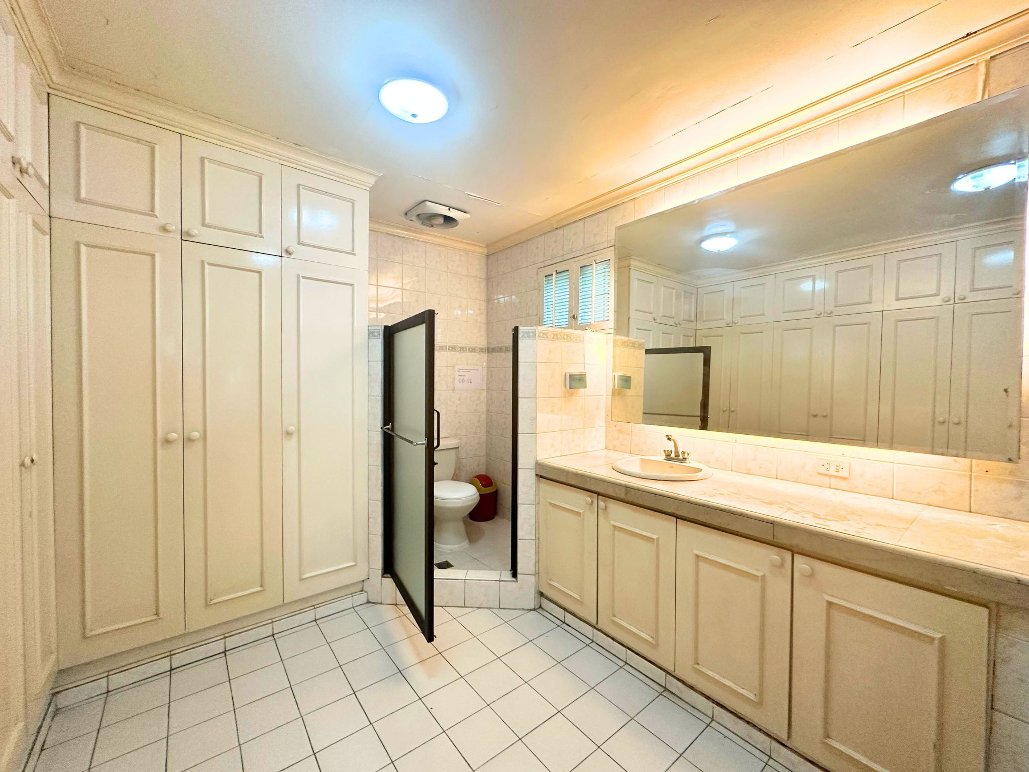 Spacious 4-Bedroom House in Ayala Alabang Village