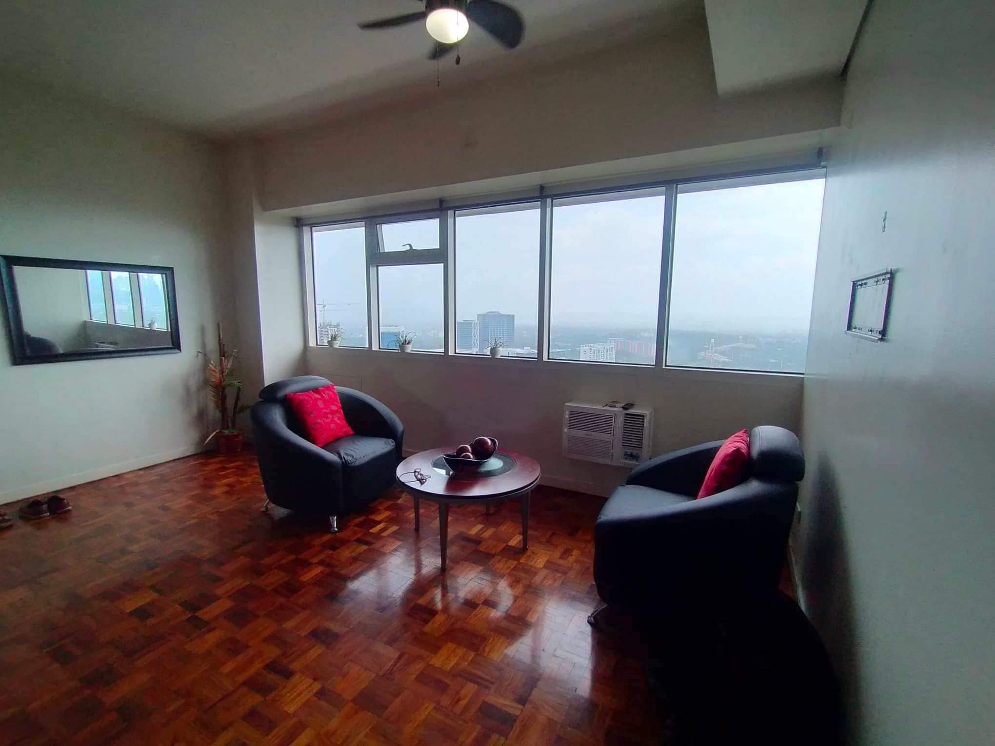 Fully Furnished 2BR at Fifth Avenue Place BGC Taguig