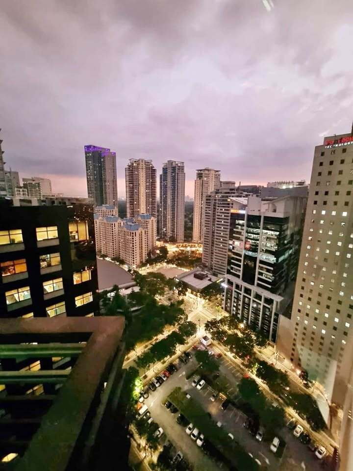 2 жатты бөлмелі жиһазды пәтер McKinley Park Residences, Тагиг қаласы