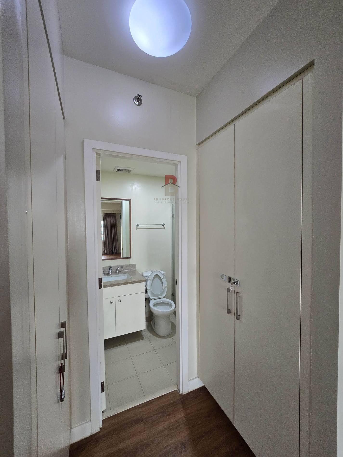Grove Rockwell Tower D - Пасигтегі кең 3 бөлмелі пәтер