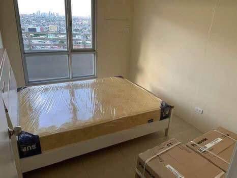 Spacious 2-Bathroom Apartment with City View