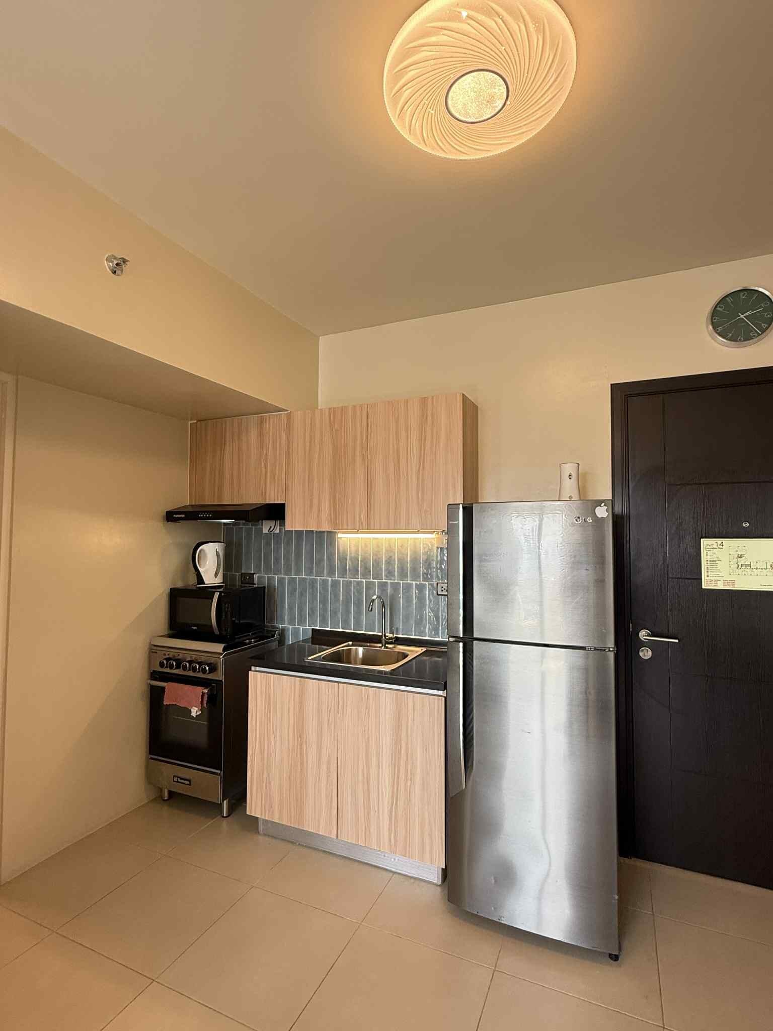 1 Bedroom Fully Furnished Apartment in Avida Turf Tower 2, Taguig City