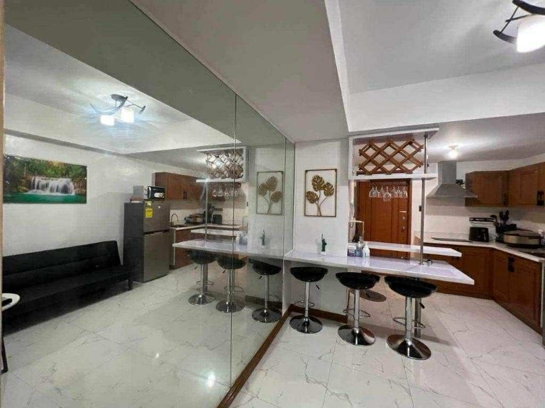 Fully Furnished 1-Bedroom Condo in Makati City