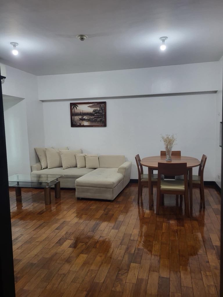 Тагигтегі One Serendra 1 бөлмелі толық жабдықталған пәтер