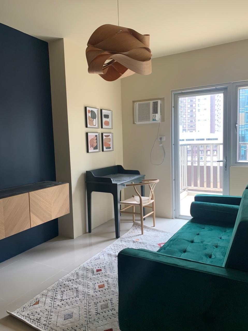 Fully Furnished 1 Bedroom Apartment