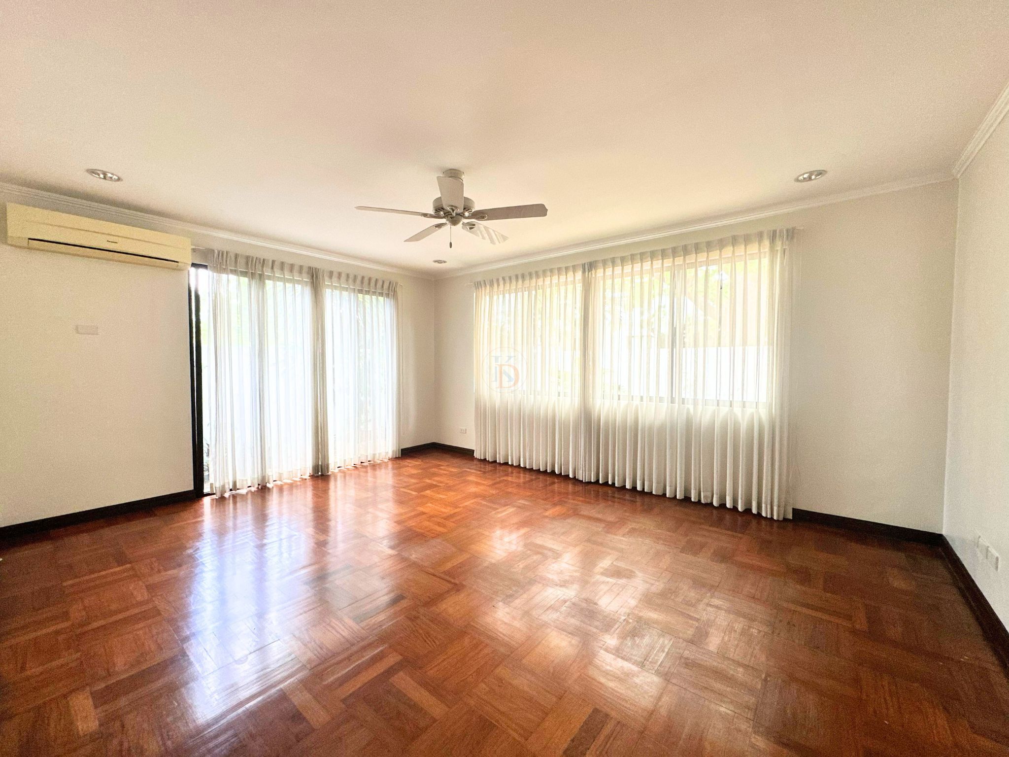 Spacious 5-Bedroom House in Ayala Alabang Village with Multiple Amenities