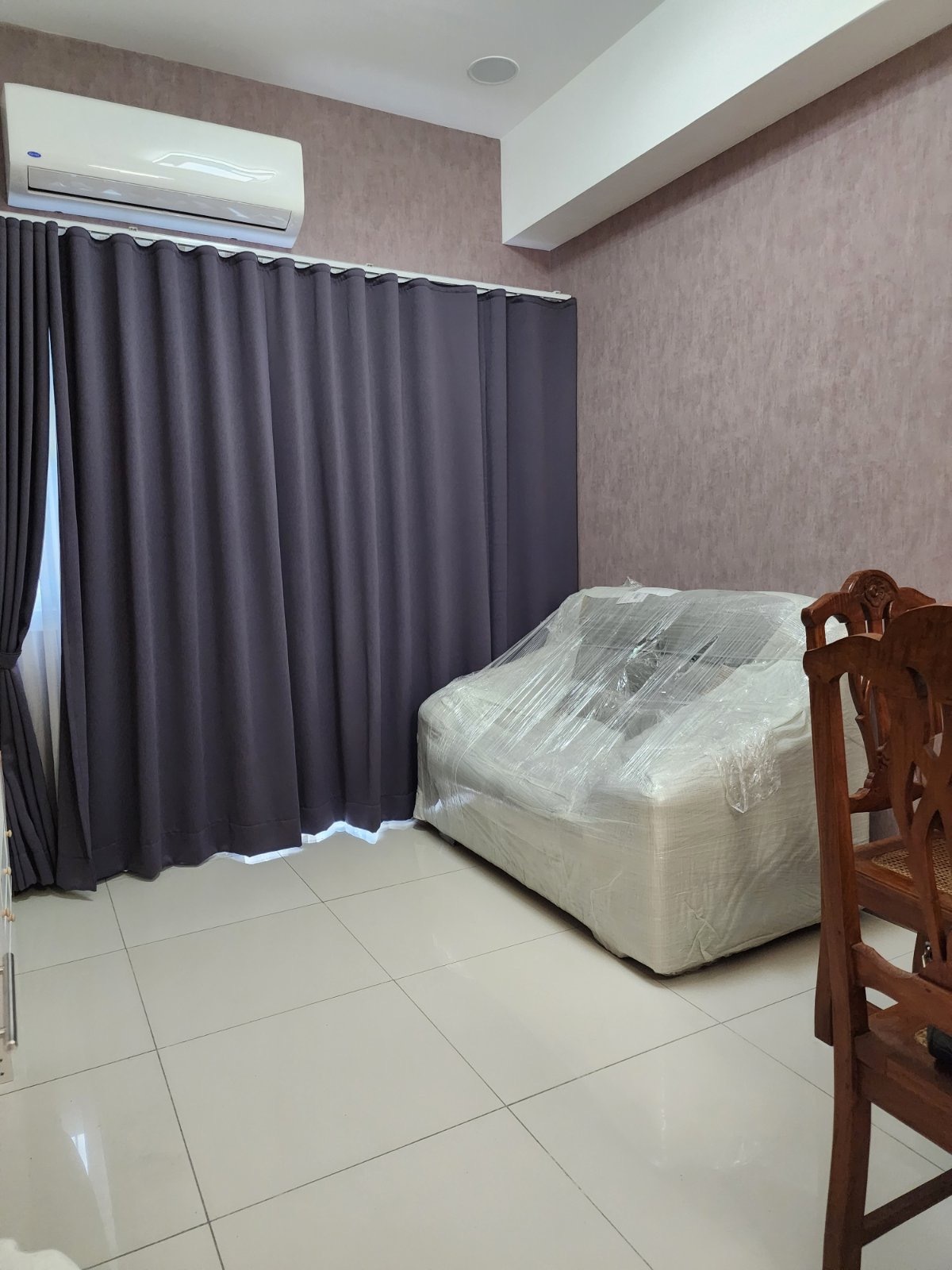 Madison Park West 1 Bedroom Apartment