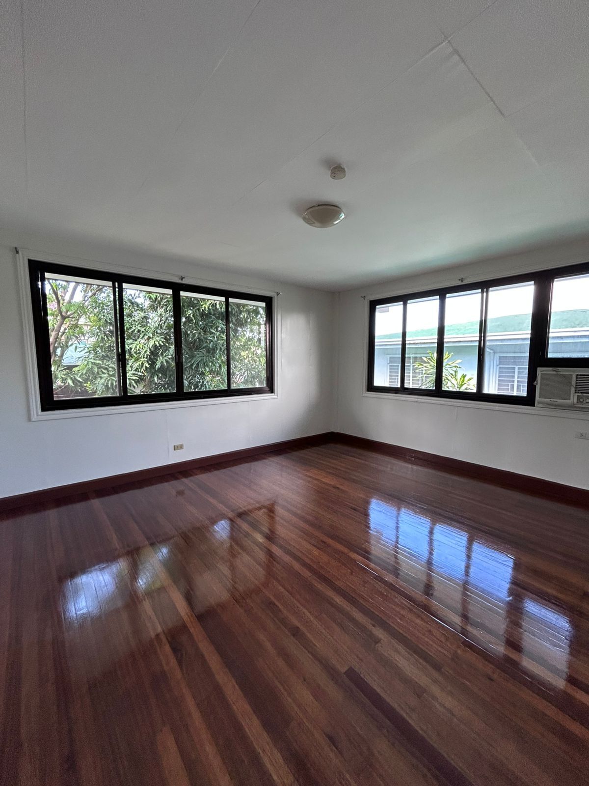 Spacious 4BR House in Dasmariñas Village, Makati City