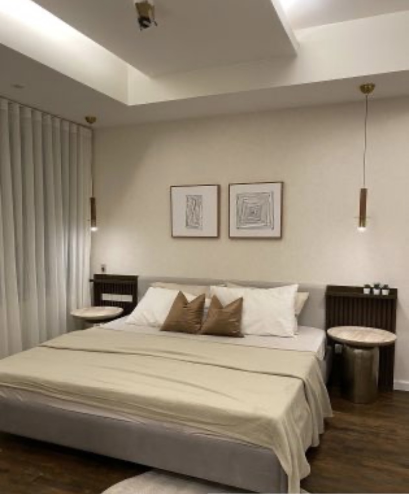 Furnished 2-Bedroom Flat with Parking, 130.83 sqm