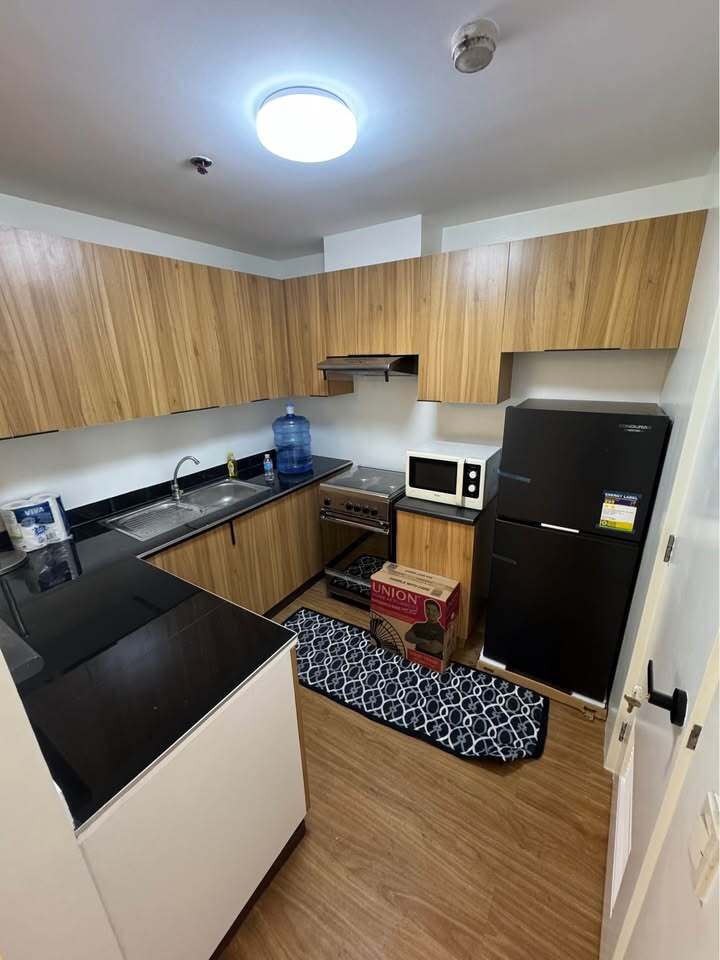 Тагиг қаласындағы Two Serendra Encino екі бөлмелі жиһазданған пәтер